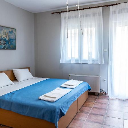 Next To The Sea - Apartment Αγία Τριάδα Εξωτερικό φωτογραφία